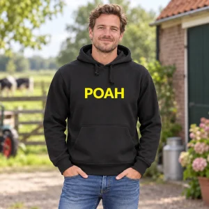 Hoodie POAH Zwart met gele tekst – sfeerbeeld