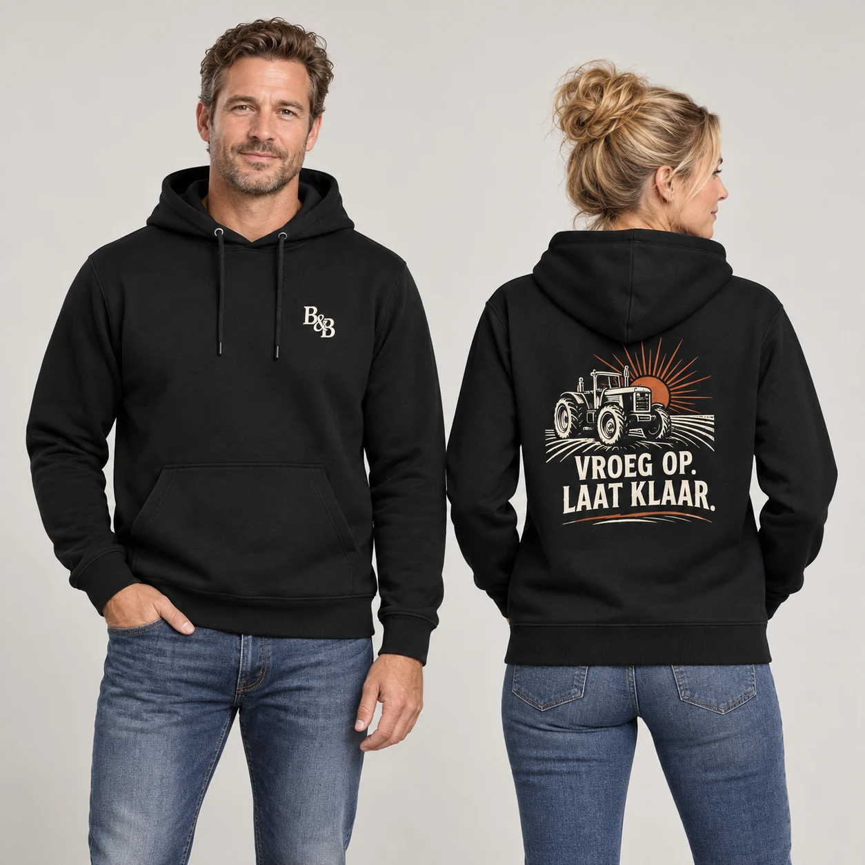 Hoodie Vroeg op. Laat klaar. in zwart – voor- en achterzijde op modellen